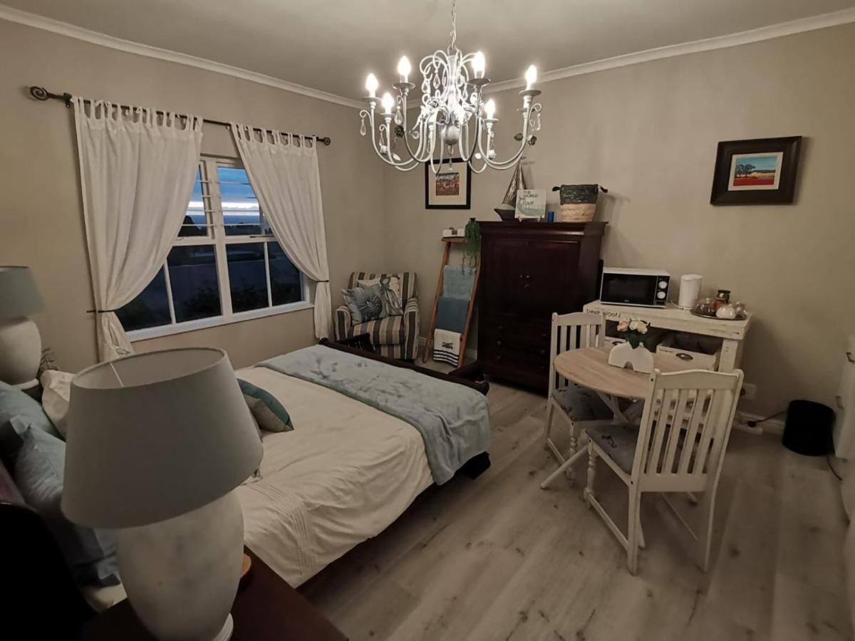 Hermanus Sea View Room Exterior photo